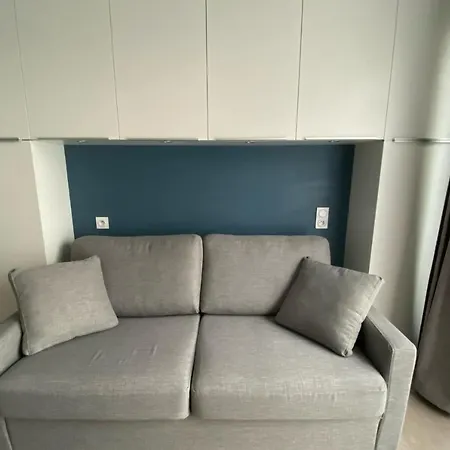 Appartement Voyages&déplacements - Moderne - Calme Et Chaleureux *